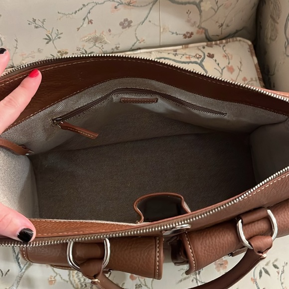 dooney & bourke brown purse with two front pockets - Picture 4 of 17